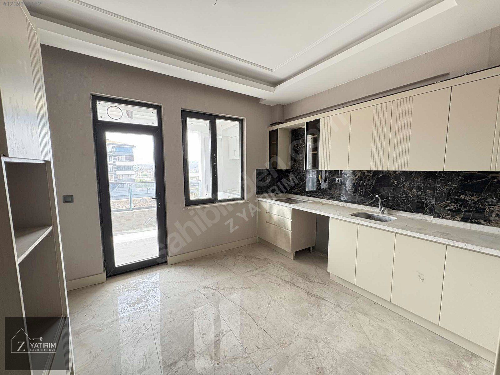 Z YATIRIM'DAN SEMTİN EN LÜKS PROJESİNDE SATILIK LÜKS DAİRE